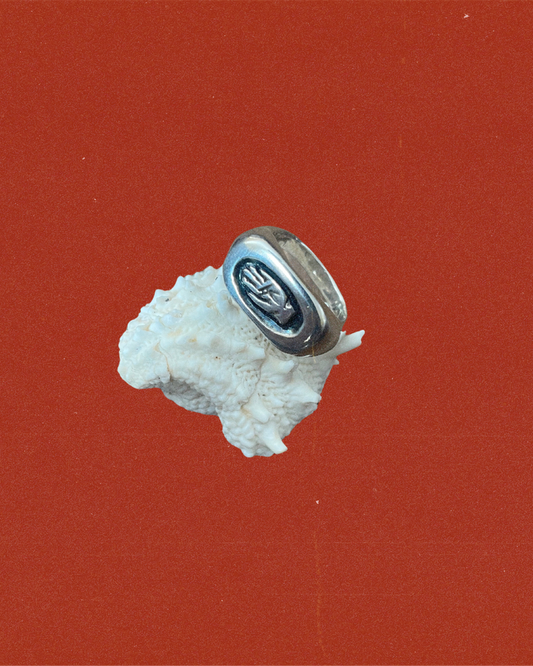 Manita Signet Ring
