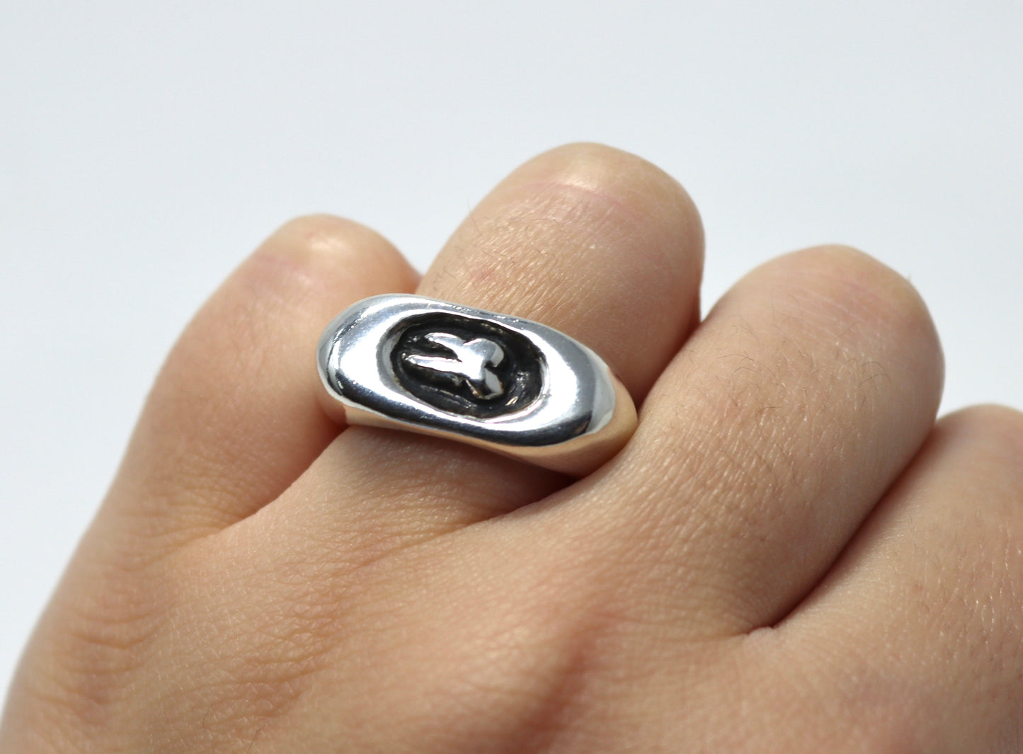 Diente Signet Ring
