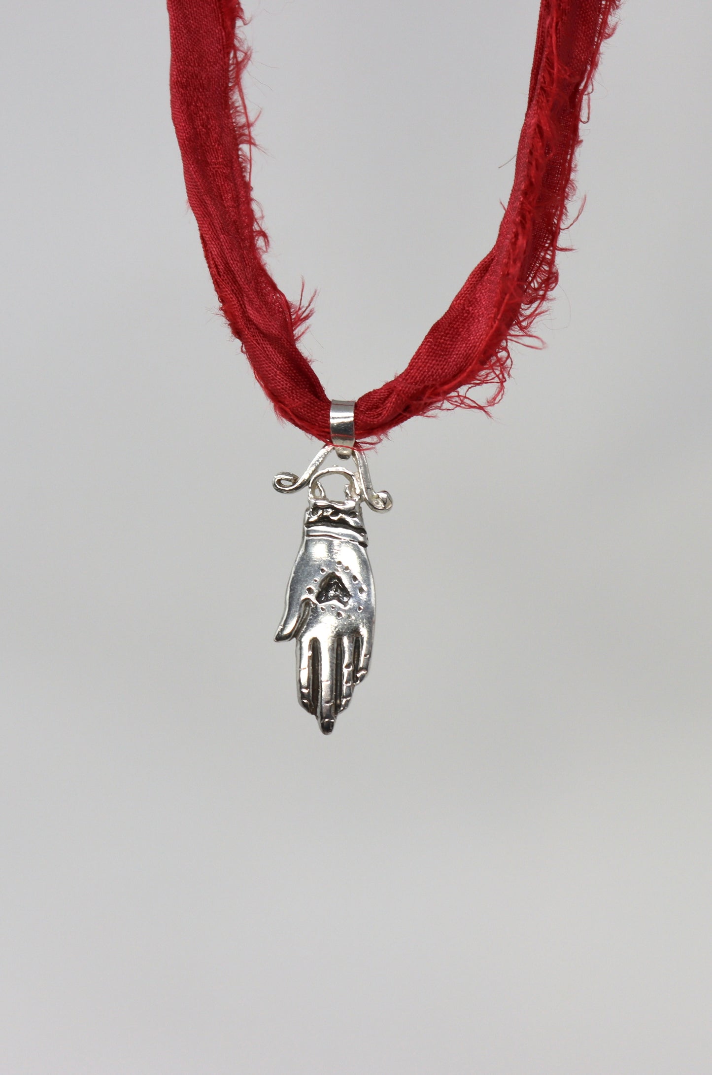 Lover’s Hand Milagro