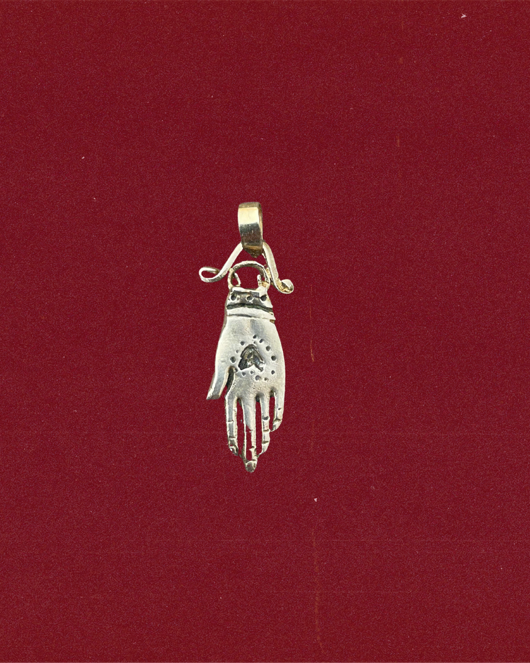 Lover’s Hand Milagro