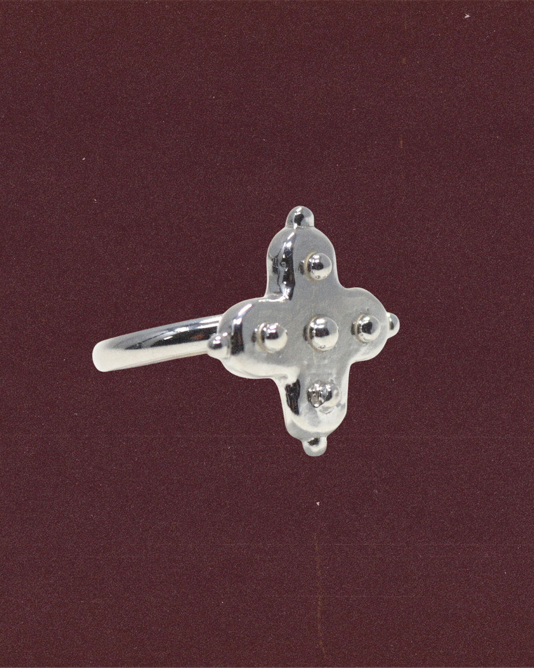 Cruciform ring