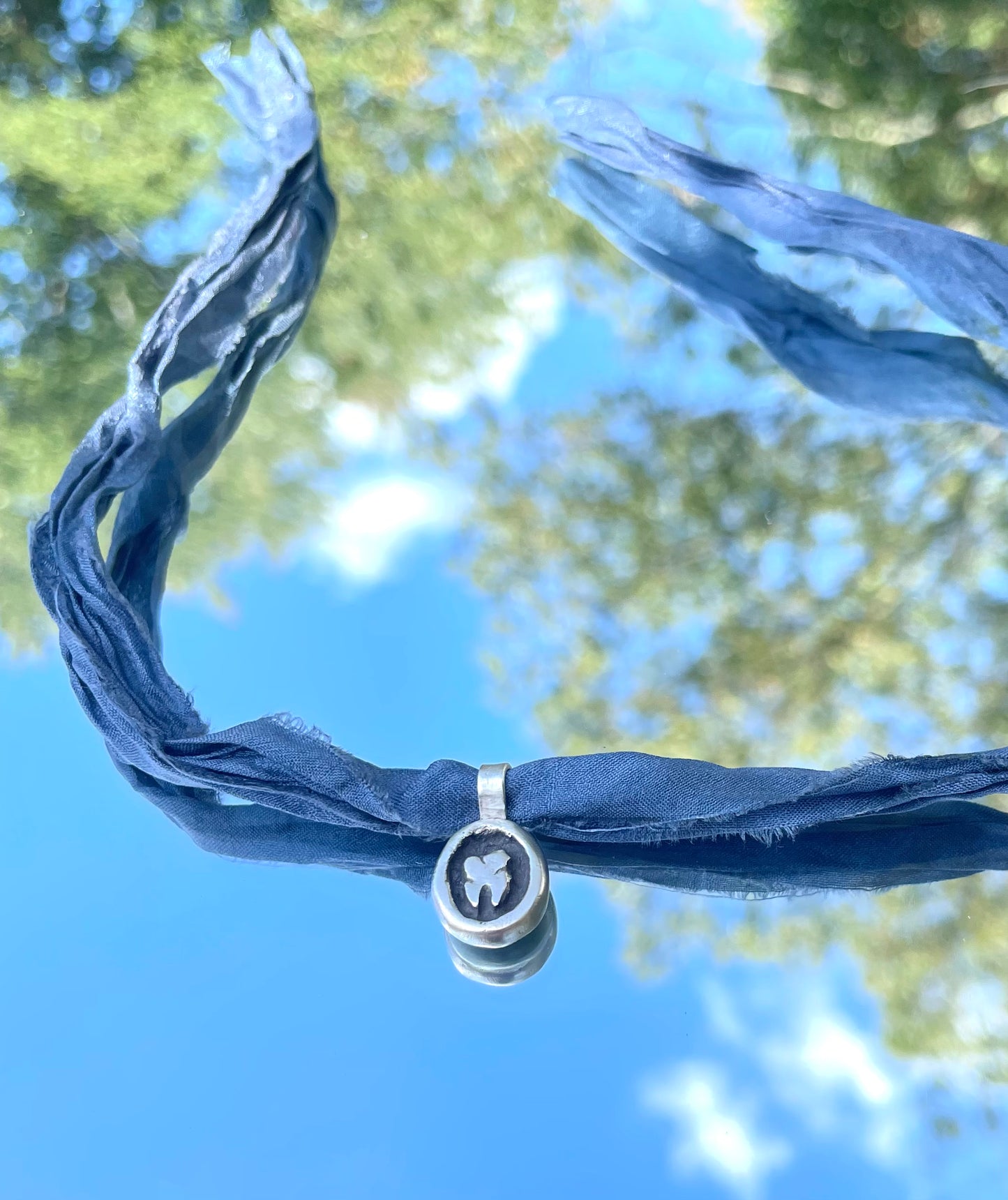 Diente Amulet